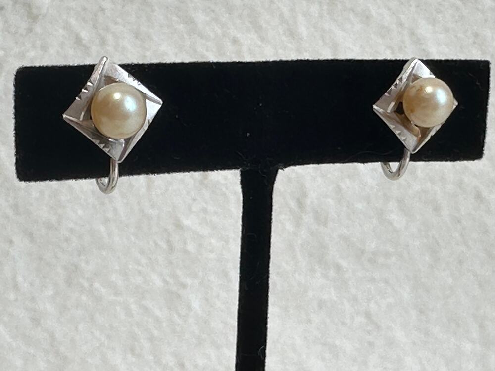 Vintage Marvel Sterling Silver Faux Pearl Screw Back Earrings MCM Geometric